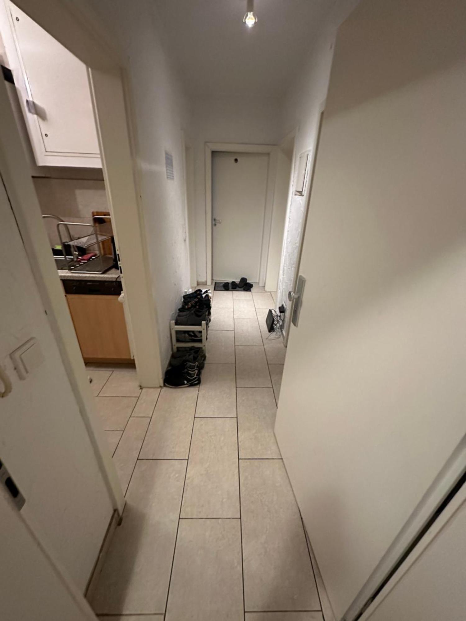 Schoenes Zimmer In Bahnhofsnaehe In Einer Wohnung Mit Grosser Terrasse Giessen Ngoại thất bức ảnh