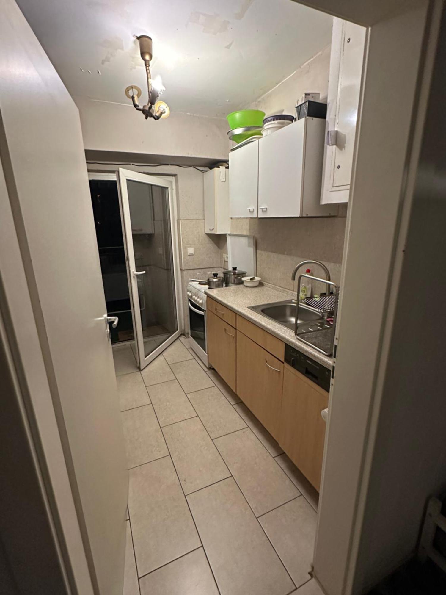 Schoenes Zimmer In Bahnhofsnaehe In Einer Wohnung Mit Grosser Terrasse Giessen Ngoại thất bức ảnh