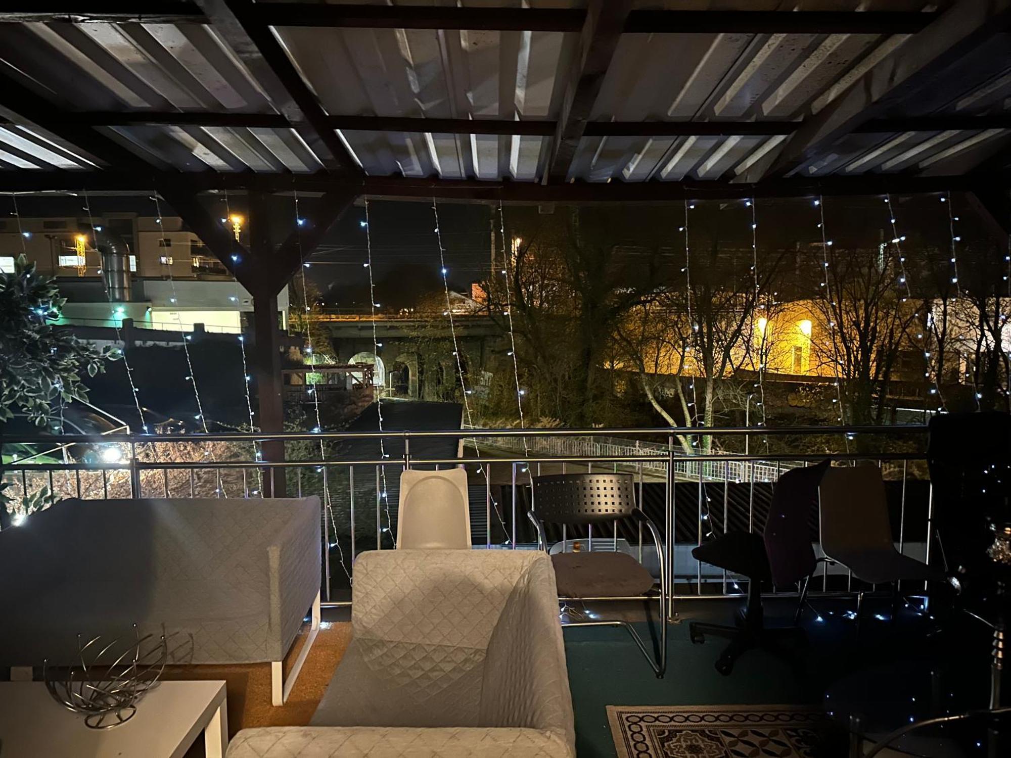 Schoenes Zimmer In Bahnhofsnaehe In Einer Wohnung Mit Grosser Terrasse Giessen Ngoại thất bức ảnh