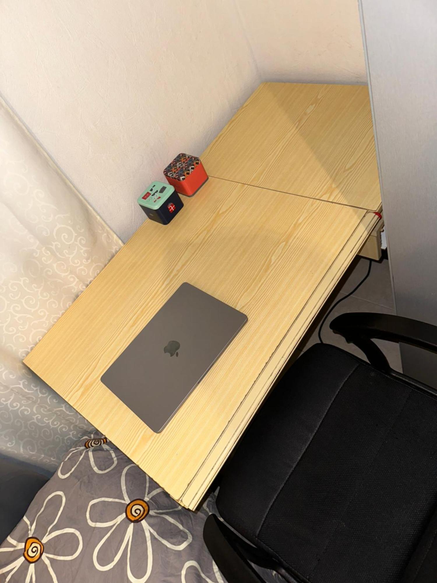 Schoenes Zimmer In Bahnhofsnaehe In Einer Wohnung Mit Grosser Terrasse Giessen Ngoại thất bức ảnh
