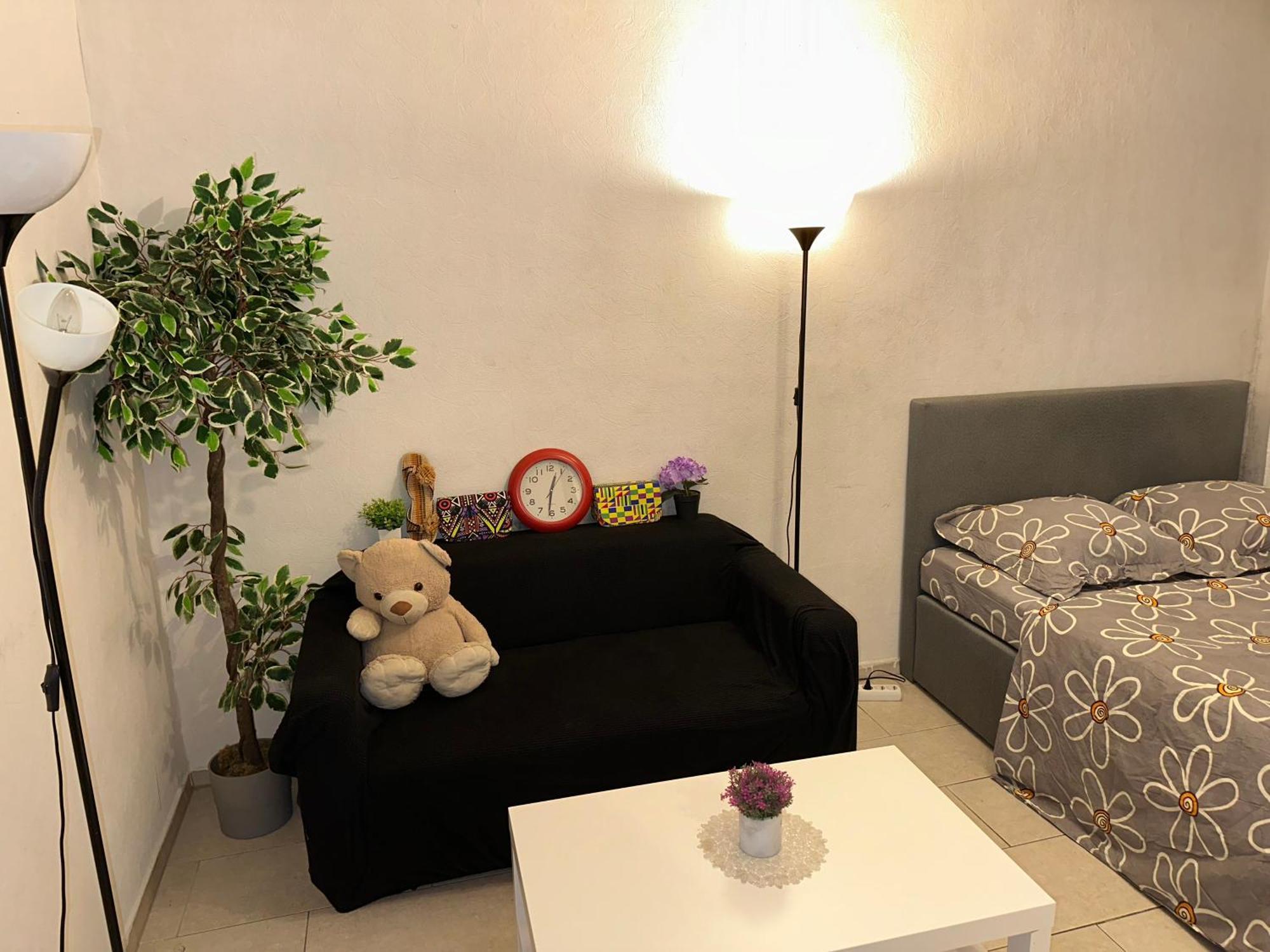 Schoenes Zimmer In Bahnhofsnaehe In Einer Wohnung Mit Grosser Terrasse Giessen Ngoại thất bức ảnh